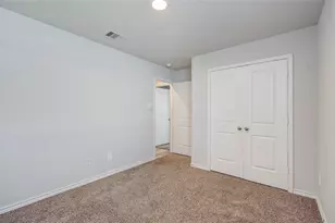 1013 Fannin, Brenham, TX 77833 - Photo 11