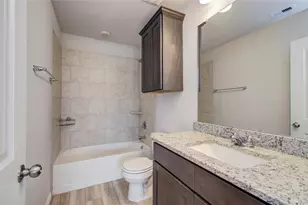 1013 Fannin, Brenham, TX 77833 - Photo 9