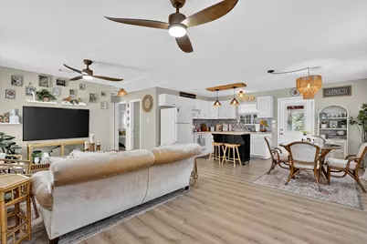 221 Fishermans Trail, Huntsville, TX 77320 - Photo 5