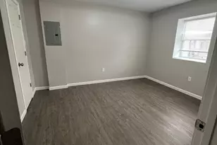 9745 Long Point Rd, Houston, TX 77055 - Photo 17