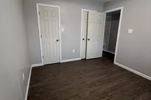 9745 Long Point Rd, Houston, TX 77055 - Photo 7