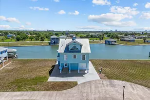 2000 Laguna Harbor Cove Blvd, Port Bolivar, TX 77650 - Photo 1