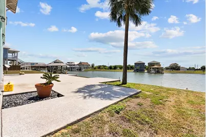 2000 Laguna Harbor Cove Boulevard, Port Bolivar, TX 77650 - Photo 25