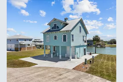 2000 Laguna Harbor Cove Boulevard, Port Bolivar, TX 77650 - Photo 3