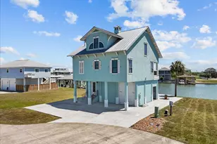 2000 Laguna Harbor Cove Blvd, Port Bolivar, TX 77650 - Photo 3