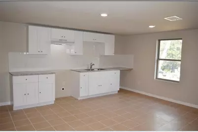 3007 Grovey Street #B, Houston, TX 77026 - Photo 9
