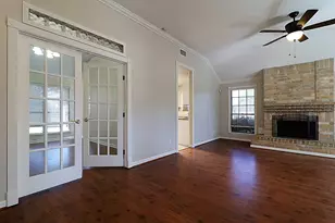 2120 Bennigan St, League City, TX 77573 - Photo 9