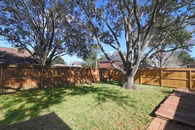 2120 Bennigan Street, League City, TX 77573 - Photo 31