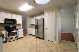 2120 Bennigan St, League City, TX 77573 - Photo 13