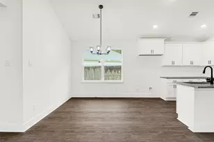 9352 Hard Rock Rd, Conroe, TX 77303 - Photo 9