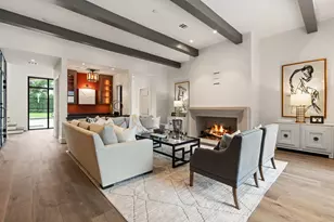 827 Rocky River Rd, Houston, TX 77056 - Photo 17