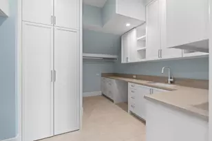 827 Rocky River Rd, Houston, TX 77056 - Photo 43