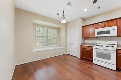 7813 Mary Katheryns Crossing, Conroe, TX 77304 - Photo 11