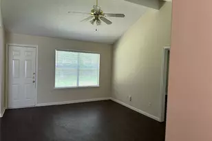 16310 Long Valley Ct, Conroe, TX 77302 - Photo 5