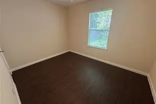 16310 Long Valley Ct, Conroe, TX 77302 - Photo 17