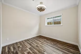 6215 Rena St, Houston, TX 77092 - Photo 15