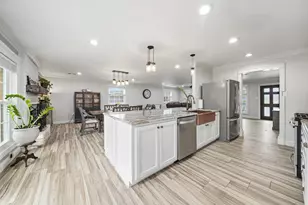 2841 Dominique Dr, Galveston, TX 77551 - Photo 11