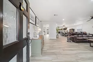 2841 Dominique Dr, Galveston, TX 77551 - Photo 3