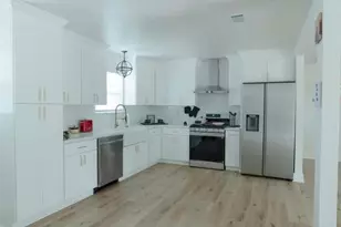 5203 Brookmeade Dr, Houston, TX 77045 - Photo 9