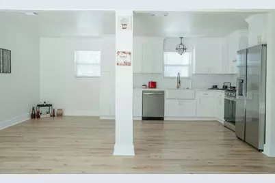 5203 Brookmeade Drive, Houston, TX 77045 - Photo 7