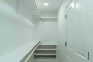 5203 Brookmeade Dr, Houston, TX 77045 - Photo 15