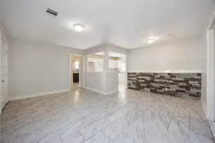 5934 Belcrest St, Houston, TX 77033 - Photo 3