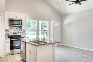 9822 Arbor Oak, Willis, TX 77318 - Photo 19