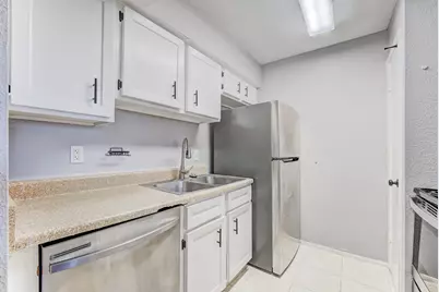 6001 Reims Road #1101, Houston, TX 77036 - Photo 21