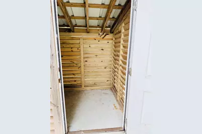 1217 N Monkhouse Drive, Crystal Beach, TX 77650 - Photo 11