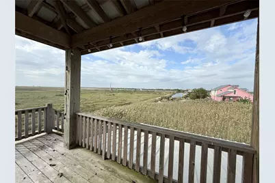 1217 N Monkhouse Drive, Crystal Beach, TX 77650 - Photo 27