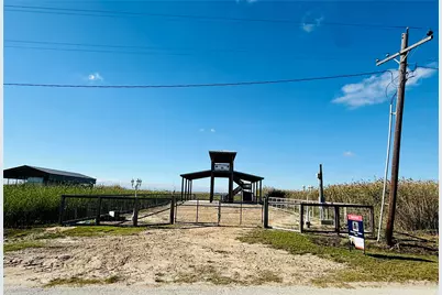 1217 N Monkhouse Drive, Crystal Beach, TX 77650 - Photo 1