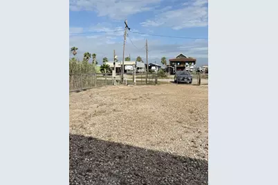 1217 N Monkhouse Drive, Crystal Beach, TX 77650 - Photo 13