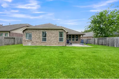 676 Oak Circle Dr E, Conroe, TX 77301 - Photo 37