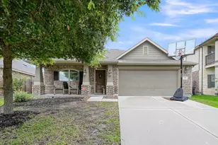 676 Oak Cir Dr E, Conroe, TX 77301 - Photo 3