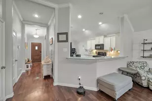 676 Oak Cir Dr E, Conroe, TX 77301 - Photo 5