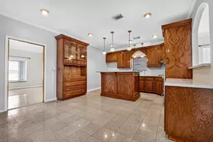 512 Bertloma St, Pasadena, TX 77502 - Photo 11