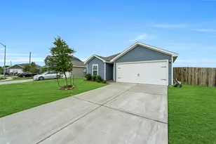 8430 Longshore Slope Rd, Cove, TX 77523 - Photo 3