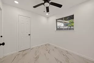 16619 Tibet Rd, Friendswood, TX 77546 - Photo 23