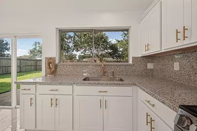 16619 Tibet Road, Friendswood, TX 77546 - Photo 9