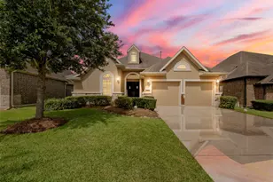 2112 Nogalas Ln, League City, TX 77573 - Photo 1