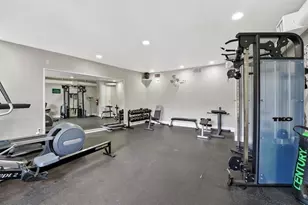 2100 Tanglewilde St, Houston, TX 77063 - Photo 9