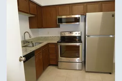 2100 Tanglewilde Street #377, Houston, TX 77063 - Photo 3
