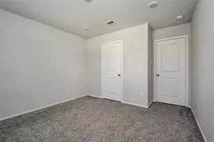 10410 Royal Magnolia Dr, Conroe, TX 77303 - Photo 19