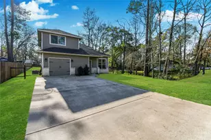 10410 Royal Magnolia Dr, Conroe, TX 77303 - Photo 3