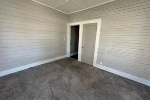 400 N Stevenson St, Eagle Lake, TX 77434 - Photo 17