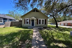 400 N Stevenson St, Eagle Lake, TX 77434 - Photo 1