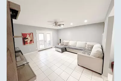 5005 Georgi Lane #204, Houston, TX 77092 - Photo 3