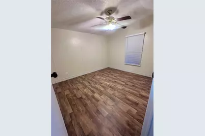 13630 Fm 361 Rd Unit B #B, Needville, TX 77461 - Photo 11