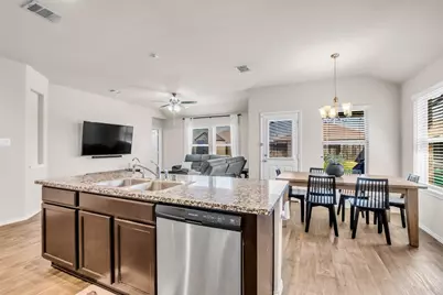 3910 Hybrid Court, Baytown, TX 77521 - Photo 13