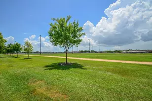7575 Cambridge St, Houston, TX 77054 - Photo 31